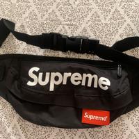 Supreme marsupio