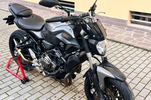 Yamaha mt 07