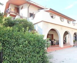 CASA SEMINDIPENDENTE A ROSETO DEGLI ABRUZZI