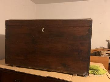 Baule vintage in legno anni ‘40/‘60