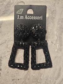 orecchini neri pendenti 