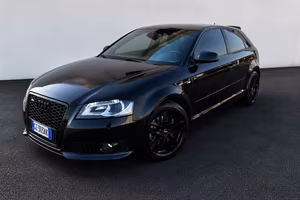 AUDI A3 S-LINE S-TRONIC