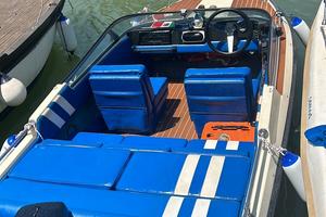 AQUAVIVA RAYSPORT 140cv + carrello omologato