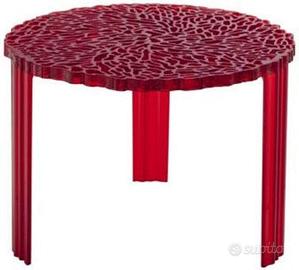 Tavolino Kartell t-table rosso traslucido