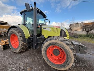 Trattore Claas Arion 630