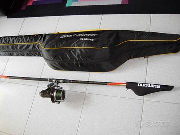 Canna da pesca Shimano con accessori