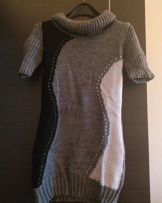 Vestito in maglia a mezze maniche