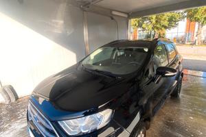 FORD ECOSPORT (trattabili)