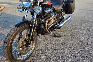 Moto Guzzi Nevada 750