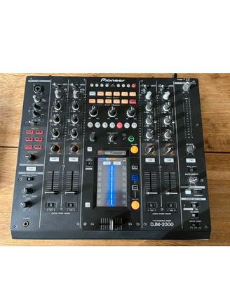 Mixer Pioneer djm2000