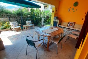 Villino con giardino e piscina/tennis cond