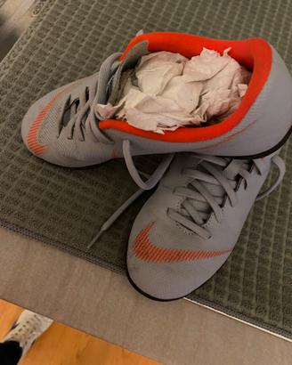 Scarpe calcetto bambino