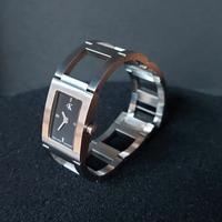 Orologio Calvin Klein da donna
Serie K4121 Vintage