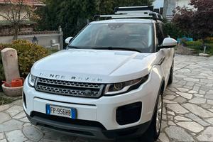 RANGE ROVER EVOQUE 2.0 TD4 150 CV 5 P. PURE