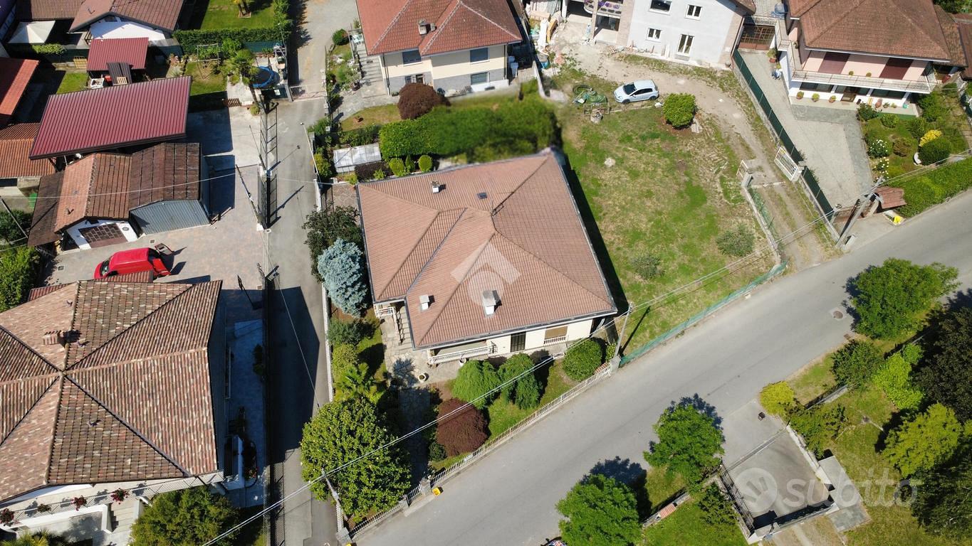 BIFAMILIARE A CASTELLAMONTE - Vista 4