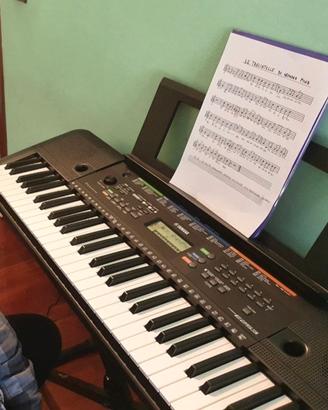 TASTIERA YAMAHA PSR-E253  