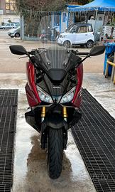 Honda forza 750