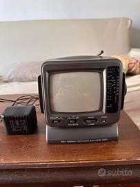 Mini televisore portatile vintage