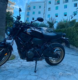 Yamaha xsr 700