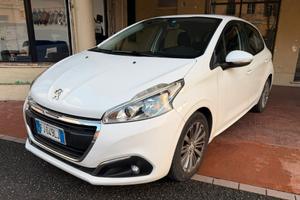 Peugeot 208 BlueHDi 75 5 porte Allure