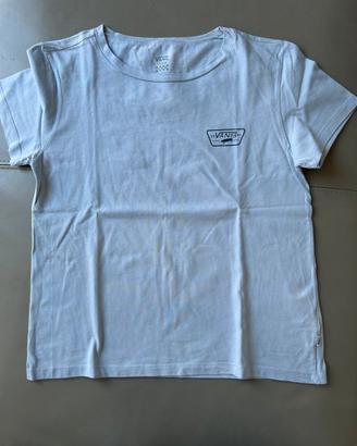 T-shirt vans