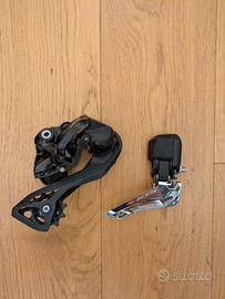 Shimano 105 Di2 deragliatore anteriore posteriore 