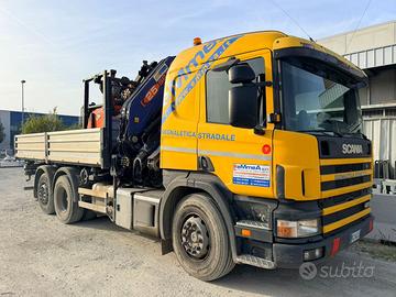 Camion Gru SCANIA R124 LB cassone ribaltabile