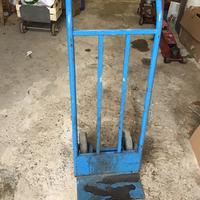 Carrellino portapacchi con ruote