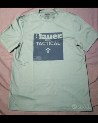 Magliette nuove di marca 