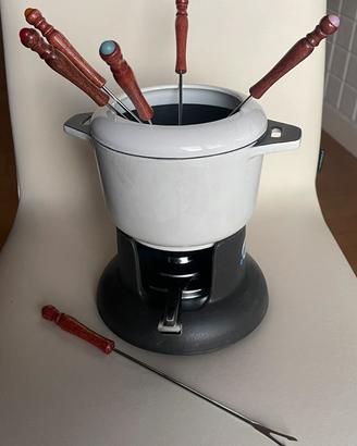 Set fonduta Invicta in ghisa smaltata NUOVA