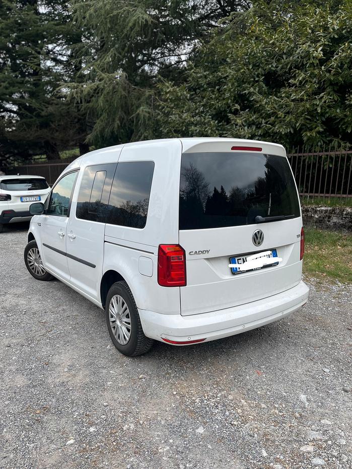VOLKSWAGEN Caddy 4ª serie