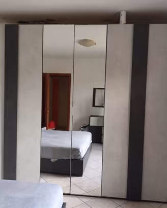 Camera da letto completa con letto contenitore