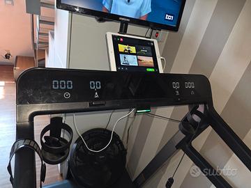 Technogym MyRun + iPad Incluso | App Live, Garmin,
