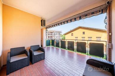 4 LOCALI A MONTECCHIO EMILIA