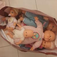 borsa di bambole ed accessori 