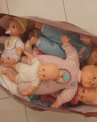 borsa di bambole ed accessori 