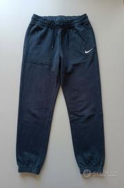  pantaloni Nike 