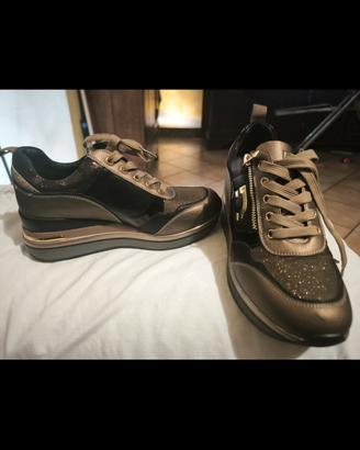 scarpe colore bronzo  in pelle 