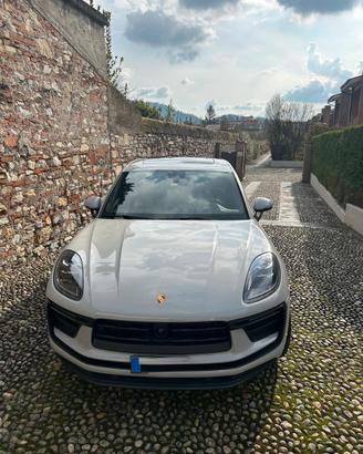 Porsche Macan 2.0 benzina 22