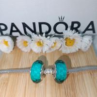 charm Pandora in vetro di Murano sfaccettato 
