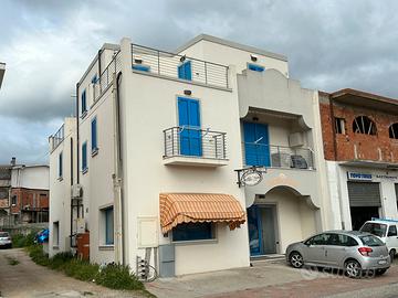 Locale Commerciale / Artigianale