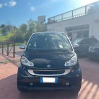 Smart ForTwo 52 kW MHD coupé White Tailor Made