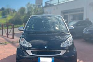 Smart ForTwo 52 kW MHD coupé White Tailor Made