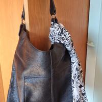 Borsa nera in eco pelle