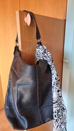 Borsa nera in eco pelle