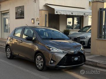 TOYOTA Yaris 1.5 Hybrid Aut. Style