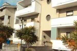 Attico mansardato + box auto