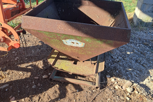 Spandiconcime noris lombardi