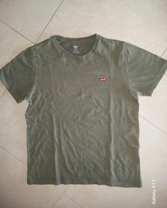 Maglietta Levis verde militare 