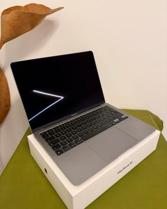 MacBook Air 13”